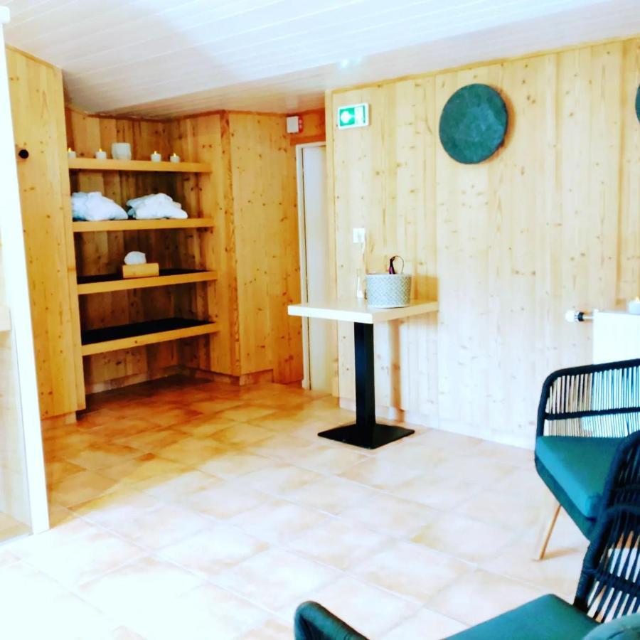 Hotel Restaurant Les Tilleuls Autrans-Meaudre-en-Vercors Esterno foto