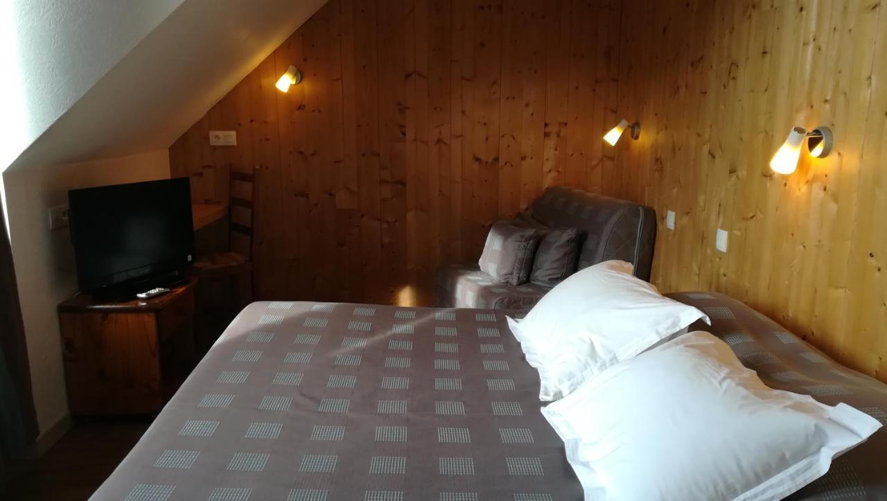 Hotel Restaurant Les Tilleuls Autrans-Meaudre-en-Vercors Esterno foto